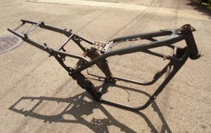 ゼファー 400 フレームのYahoo!オークション(旧ヤフオク!)の相場・価格