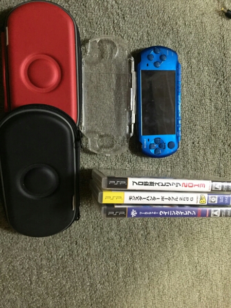 【完動品】PSP3000ブルー ケース&ソフト3つセット