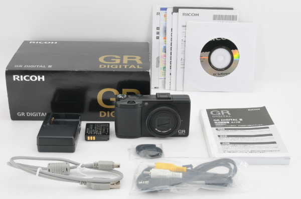 〓極美品〓RICOH リコー GR DIGITAL III 元箱付属品 #437