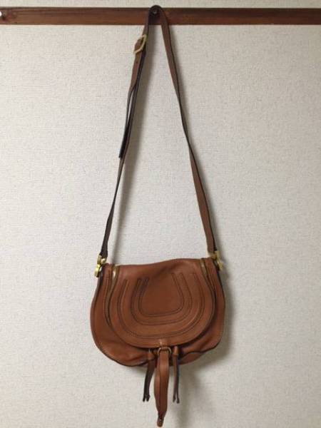 Chloe 斜め掛けショルダーバッグ