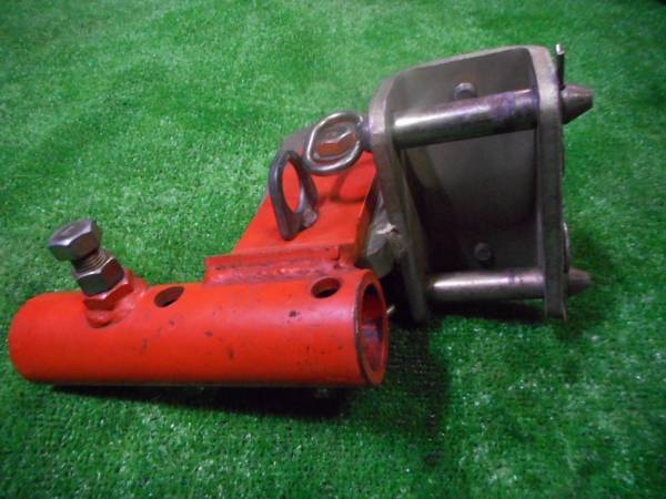 22.クボタトラクターGL21用反転ブラケット 培土板取付金具