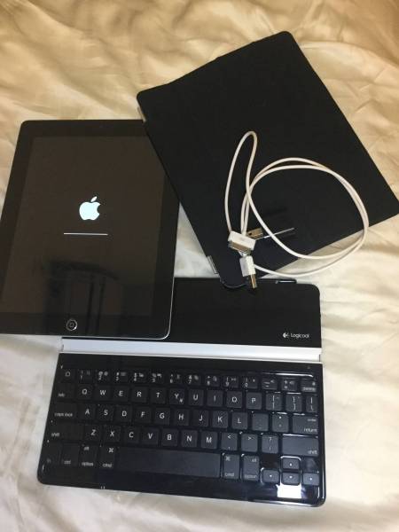 【送料込・おまけ多数】Apple iPad 第3世代 16GB アイパッド