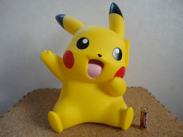 希少☆ポケモン ピカチュウ ソフビ 特大 フィギュア 貯金箱 31㎝