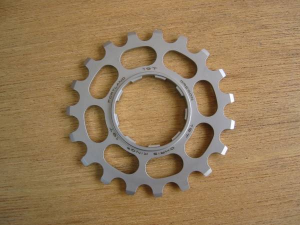 CHRIS KING(クリスキング) ステンレスコグ 19T