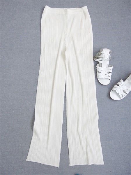 イッセイミヤケPLEATS PLEASE 独特感が溢れるプリーツパンツ