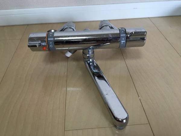 040■TOTO製　浴室用 壁付サーモスタット水栓 TMJ40C3R