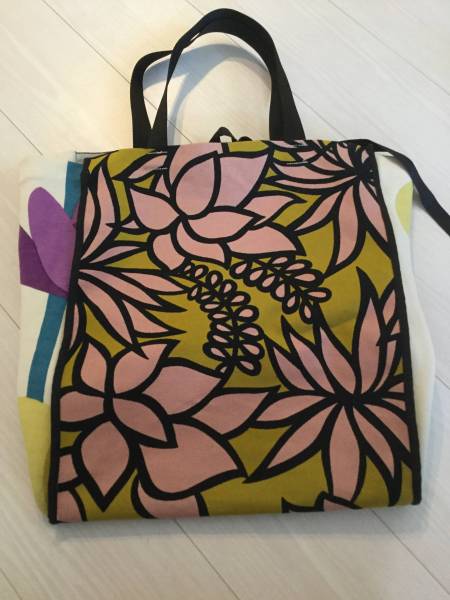 マルニ トートバッグ チャリティー marni かわいい