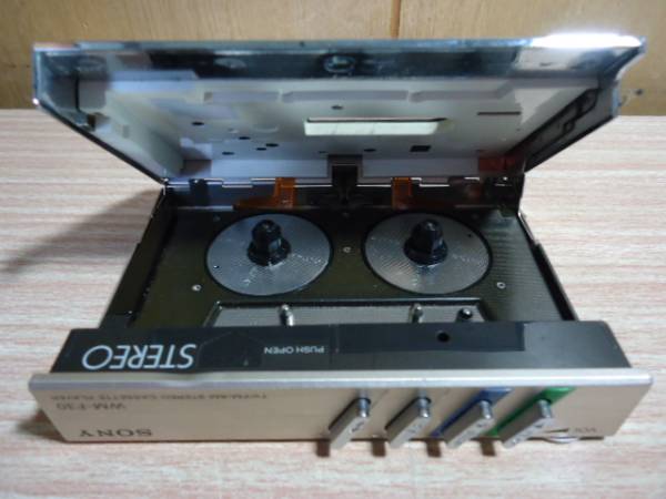 84）SONY WALKMAN 昭和レトロ ウォークマン WM-F30 SONY - | ソニー