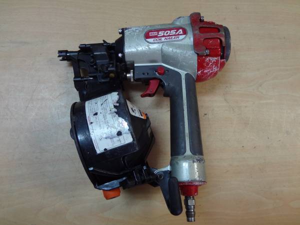 MAX マックス CN-505A 常圧釘打ち機 中古品 【ハンズクラフト宜野湾店】 MAX マックス CN-505A 常圧釘打ち機 中古品 常圧 ハンズクラフト宜野