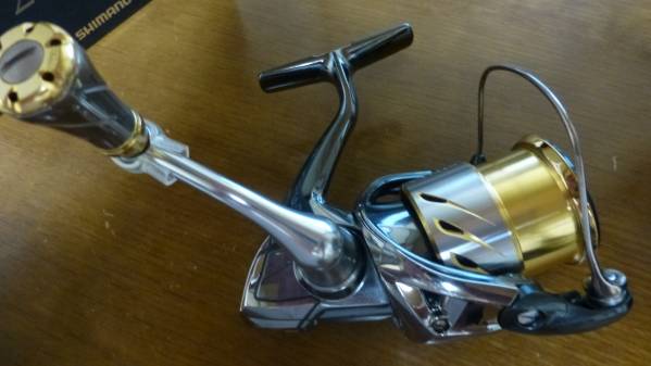 シマノ(SHIMANO) 14ステラ 2500S 0 釣りリールの異音トラブルを解決 