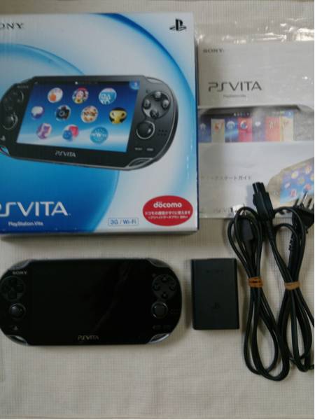 PS VITA PCH-1100 3G/Wi-Fi 箱付き ケーブル 説明書類付属