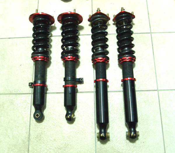 17クラウン SXE10アルテッツァ フルタップ式車高調 ラルグス