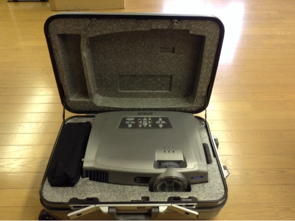 EPSON:オフィリオプロジェクター:EMP-7900:ランプ321h:中古現状