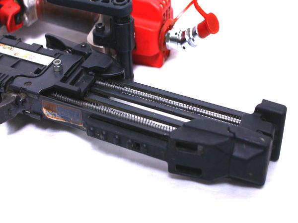 ○MAX マックス HA-50F1 スーパーネイラー 高圧フロア用釘打機