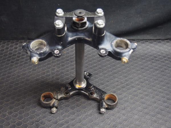 曲り無JC06/CB125Tベンリー純正トップブリッジ/ステム