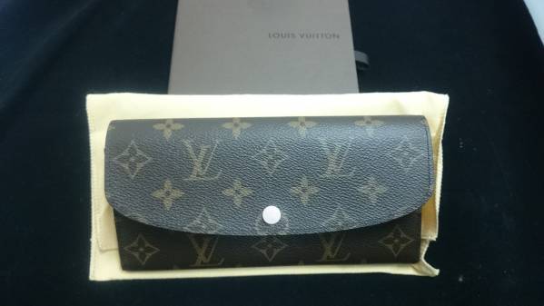 LV モノグラム　ポルトフォイユエミリー　新品未使用