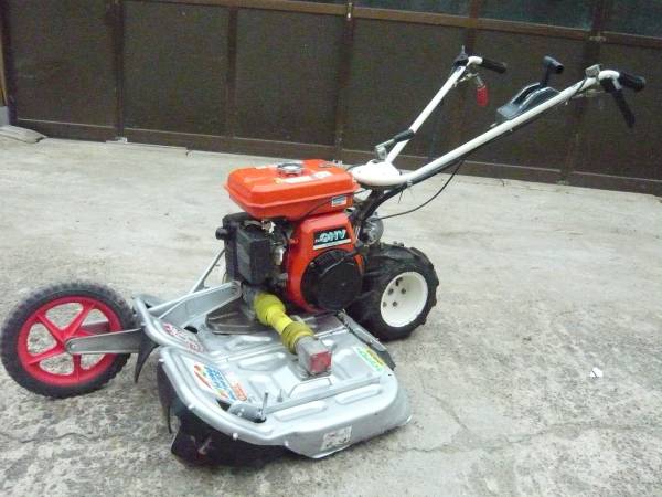 草刈機オーレック ウイングモアー WM606B ６馬力★格安です。