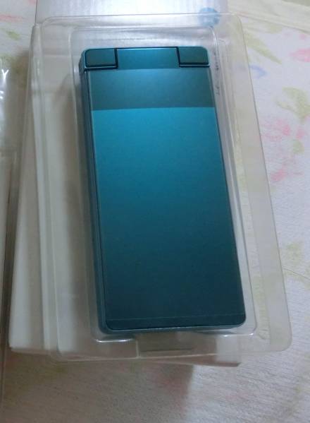 新品未使用 ガラケーソフトバンク ケータイ 501SH ターコイズ シャープ