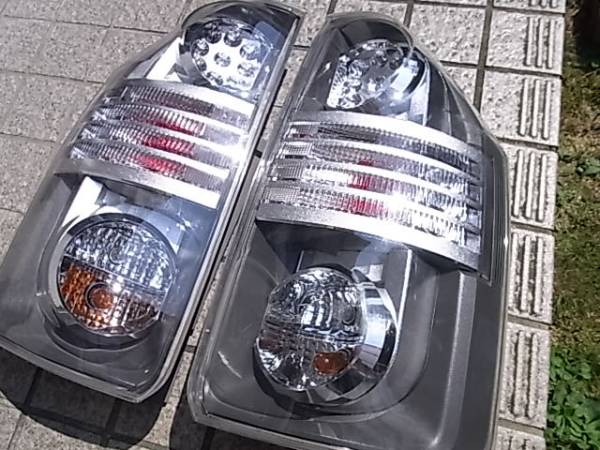 ヴォクシー70VOXY純正テールランプ左右 レンズ ノア煌 ,xcnglx 【公式