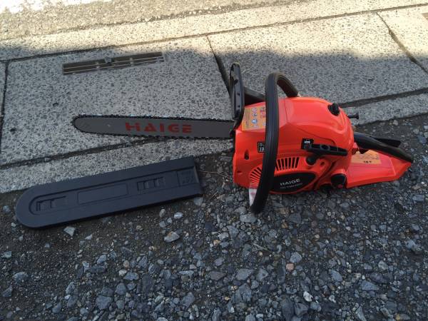 チェーンソー　エンジン式　新古品　玉切り　最低落札価格無し　