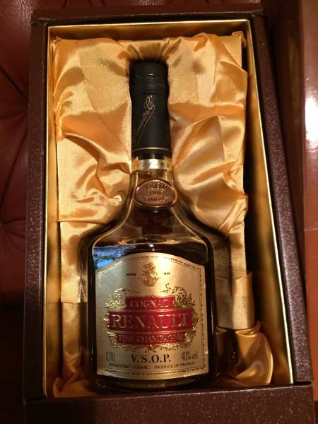 古酒RENAULTコニャックFINE CHAMPAGNE VSOP ブランデー 食品、飲料