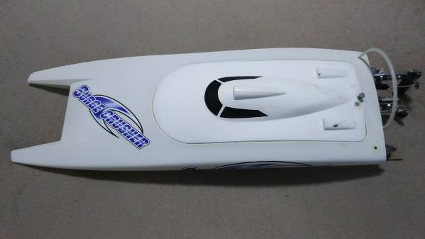 ホビーキング　SURGECRUSHER　レーシングボート