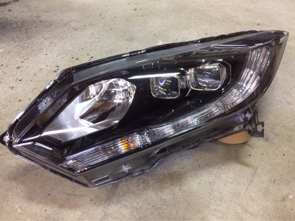 ホンダ ベゼル 左 LEDヘッドライト ジャンク品 部品取りなどに_1