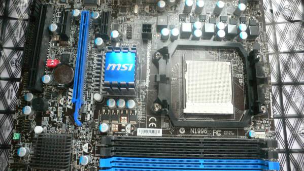 MSI 880GM-E41 Socket AM3 DDR3 AMD880G Micro-ATX 【公式通販】