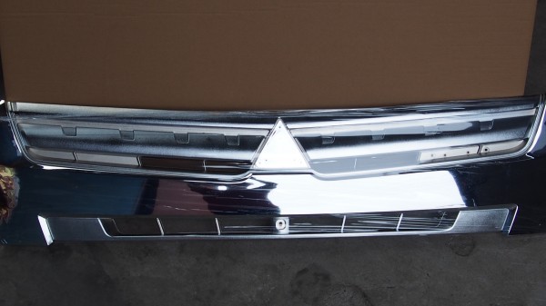 ブルーテック キャンターメッキグリルワイド+連鎖式点灯マーカー