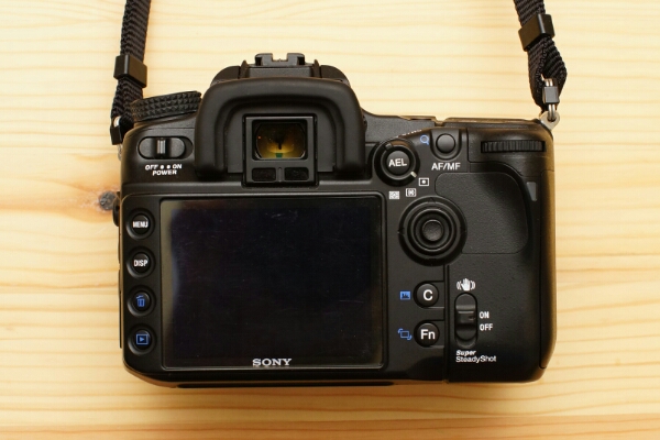 SONY α700 DSLR-A700 ボディ - 価格.com ソニー デジタル一眼レフ 