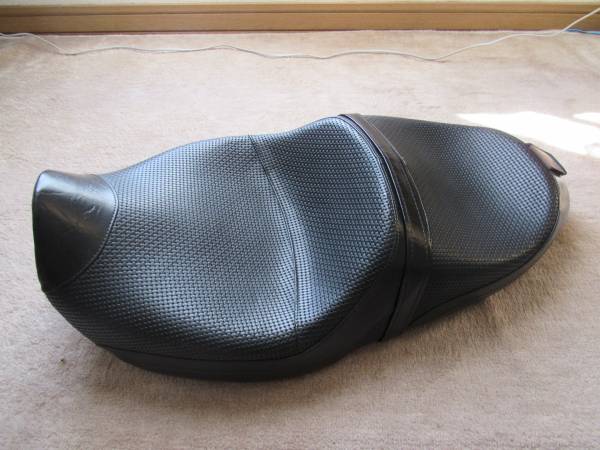 GSF1200 96-99 コルビン シート