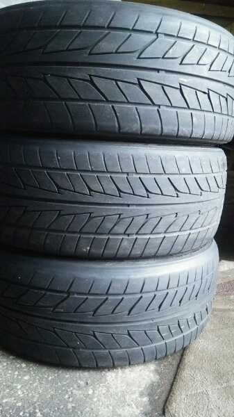 訳ありジャンク☆★ニットー555Extreme 225/35ZR20 3本セット_1