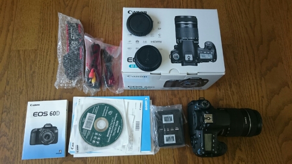 美品　Canon EOS60D EFS18-135mmレンズ付