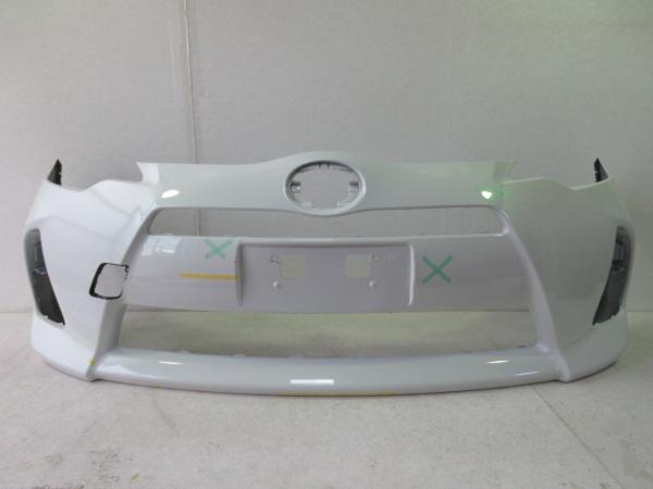 即決 アクア NHP10 前期 フロント バンパー ウォッシャー穴無