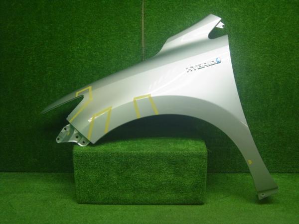 在庫品即納 ハリアー/ハイブリッド ZSU60W/65W AVU65W 前期 純正