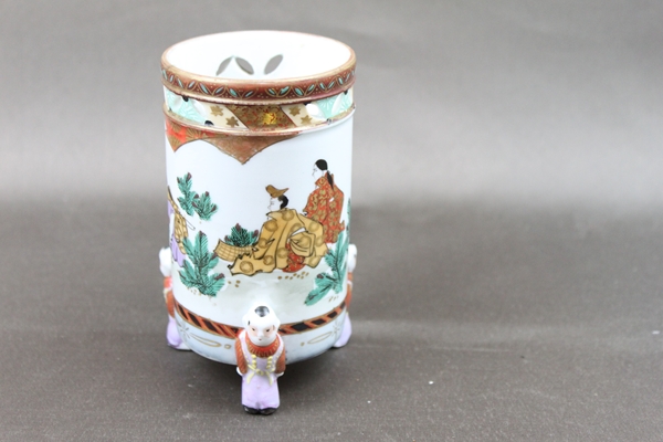 S-2034 人間国宝 山本陶秀「備前 菊文香炉」備前焼・共箱 検／陶磁 【