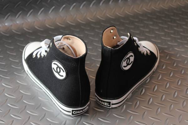 レア中古CHANEL/ハイカットスニーカープラットフォームソール35 レア中古CHANEL/ハイカットスニーカープラットフォームソール35
