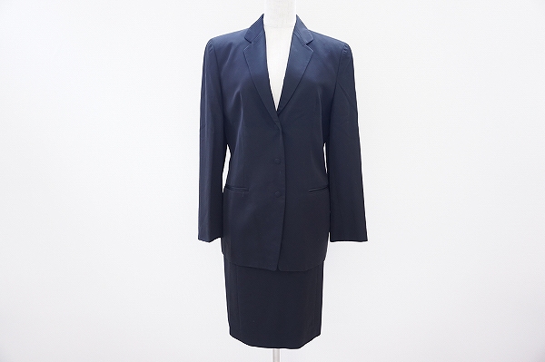 #30 ジョルジオアルマーニ スカートスーツ レディース [370429]