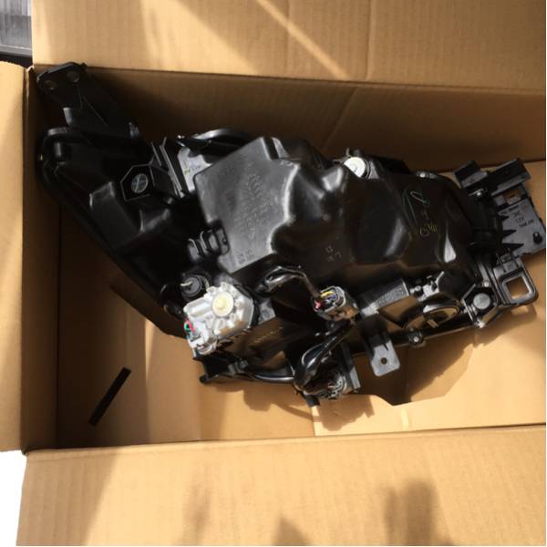 DJ5FS デミオ純正 左ヘッド ライト D09K-51040 美品 MAZDA 純正 デミオ