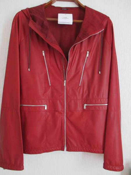 HERMES 52サイズ エルメス 男性 メンズ 赤パーカー ブルゾン コート　仔牛のレザー　新品タグ付き　定価100万coupe vent veau chiffon