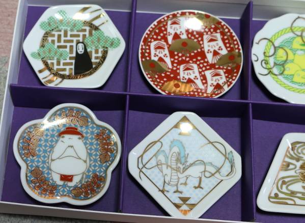 ジブリの立体建造物展 限定 豆皿 千と千尋の神隠し カオナシ(コミック 
