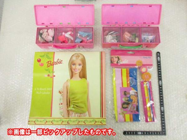 処分 Barbie等 カレンダー，文房具，アクセサリーケース他 [梱0.4]