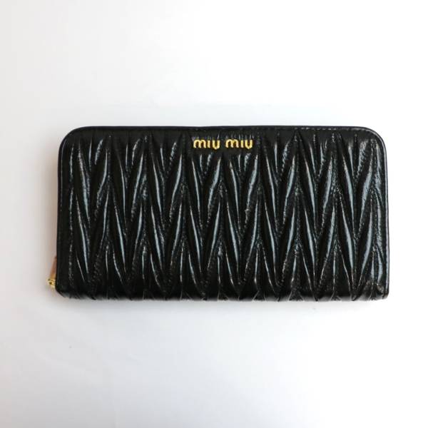 MIU ミュウミュウ 長財布 マトラッセ マテラッセ miu MIUMIU 