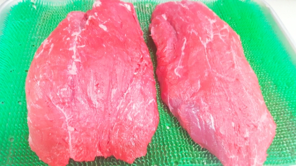 【北海道産 特選 黒牛 赤身 １.５４kg】焼肉 ローストビーフ