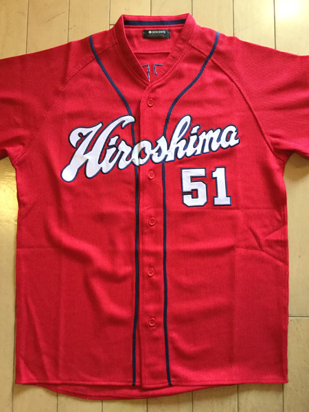 カープ #51 鈴木誠也選手 サイン入りビジターユニフォーム 広島 鈴木