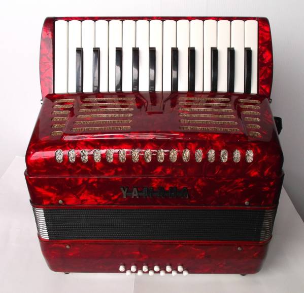 YAMAHAアコーディオン（ケース付属） 動作良好・ケース付属YAMAHA