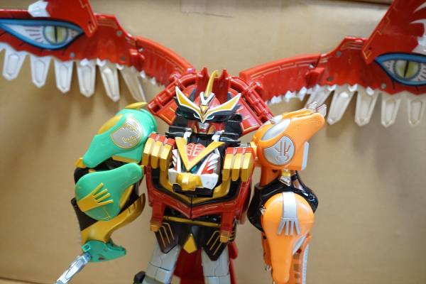 百獣合体DXガオイカロス 百獣戦隊ガオレンジャー ***こ案内は 【公式通販】