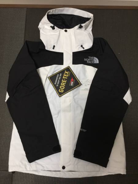 新品 THE NORTH FACE 直営店限定マウンテンジャケット S 白黒　