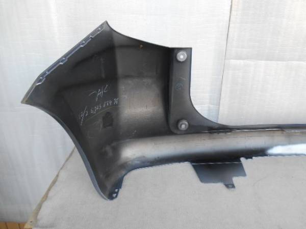 トヨタ／ＮＣＰ１００　ラクティス　リアバンパー　8T4？？