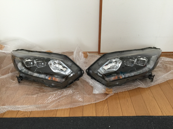 ヴェゼル RU3 ヘッドライト 右 左 セット KOITO 100-62164 LED ホンダ